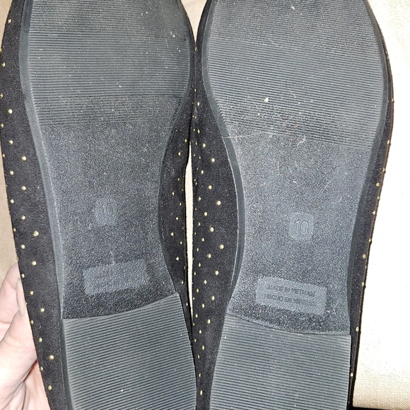 Old Navy gold studded black loafers. - Picture 7 of 7